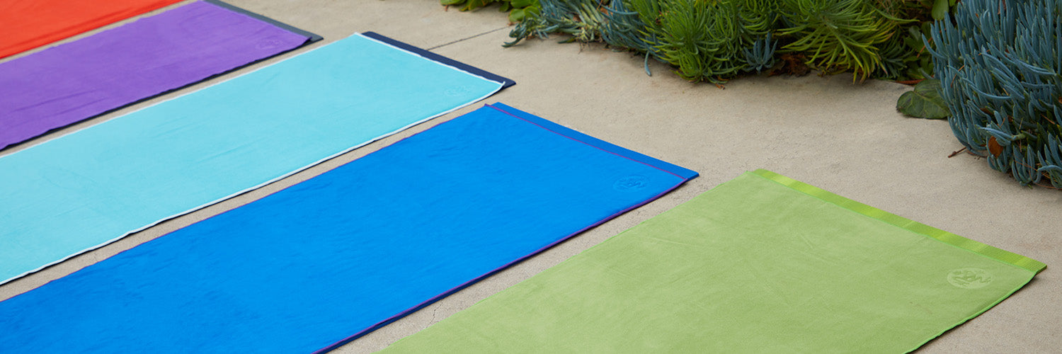 MANDUKA Equa Yoga Mat Towel – Midnight - La Paz County