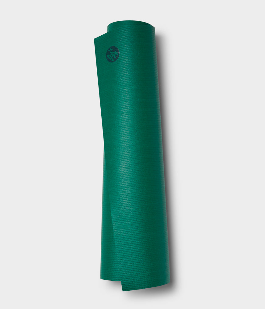 Manduka Mat PRO - Black Magic - 71 inches - w/eQua Mat Towel