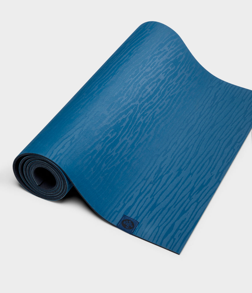 Manduka eKO Lite Yoga Mat - For Women and Men, Lightweight, Durable, Non  Slip Grip, 4mm Thick, 71 Inch, Acai Purple/Midnight Blue : Sports &  Outdoors 