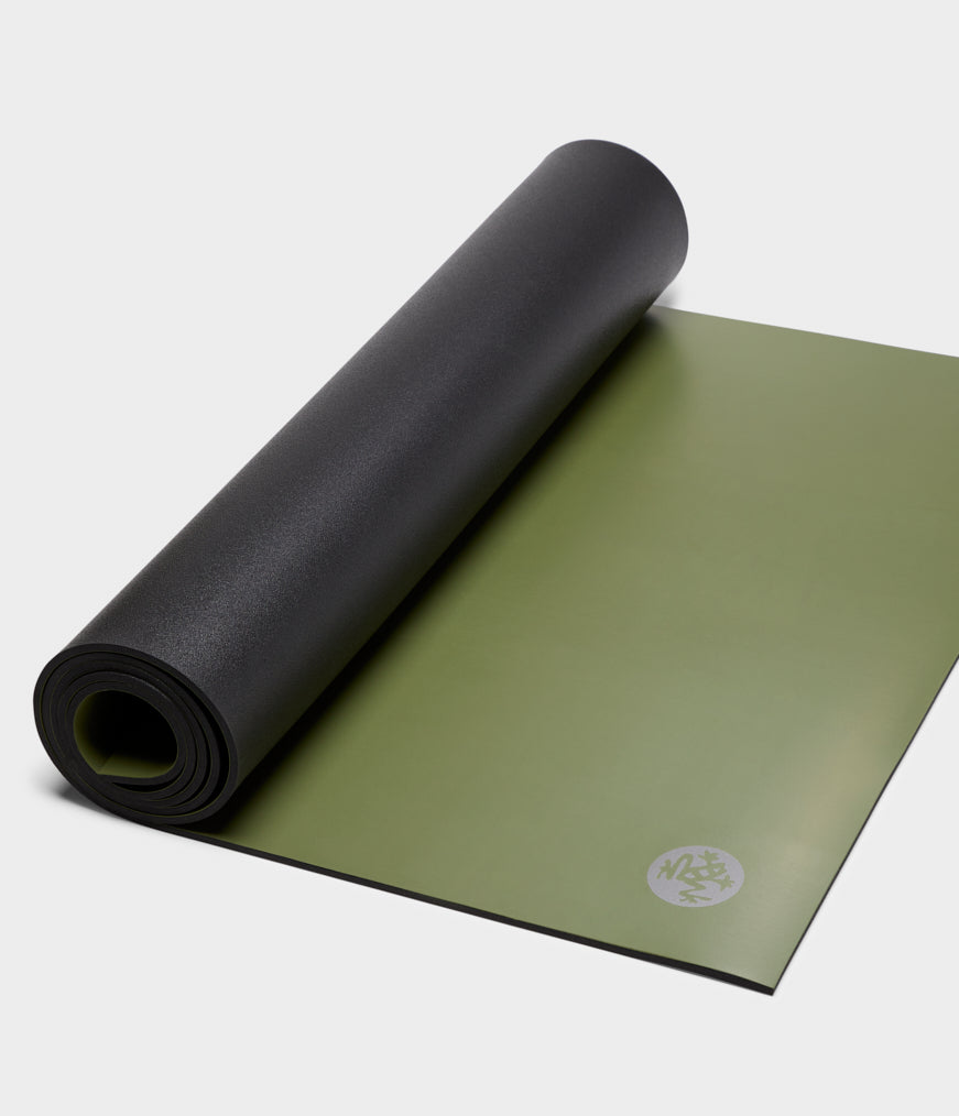 Manduka eKO Superlite Travel Yoga Mat - 1.5mm Thick Travel Mat Made from  Natural Tree Rubber, Superior Catch Grip, Dense Cushioning for Support and