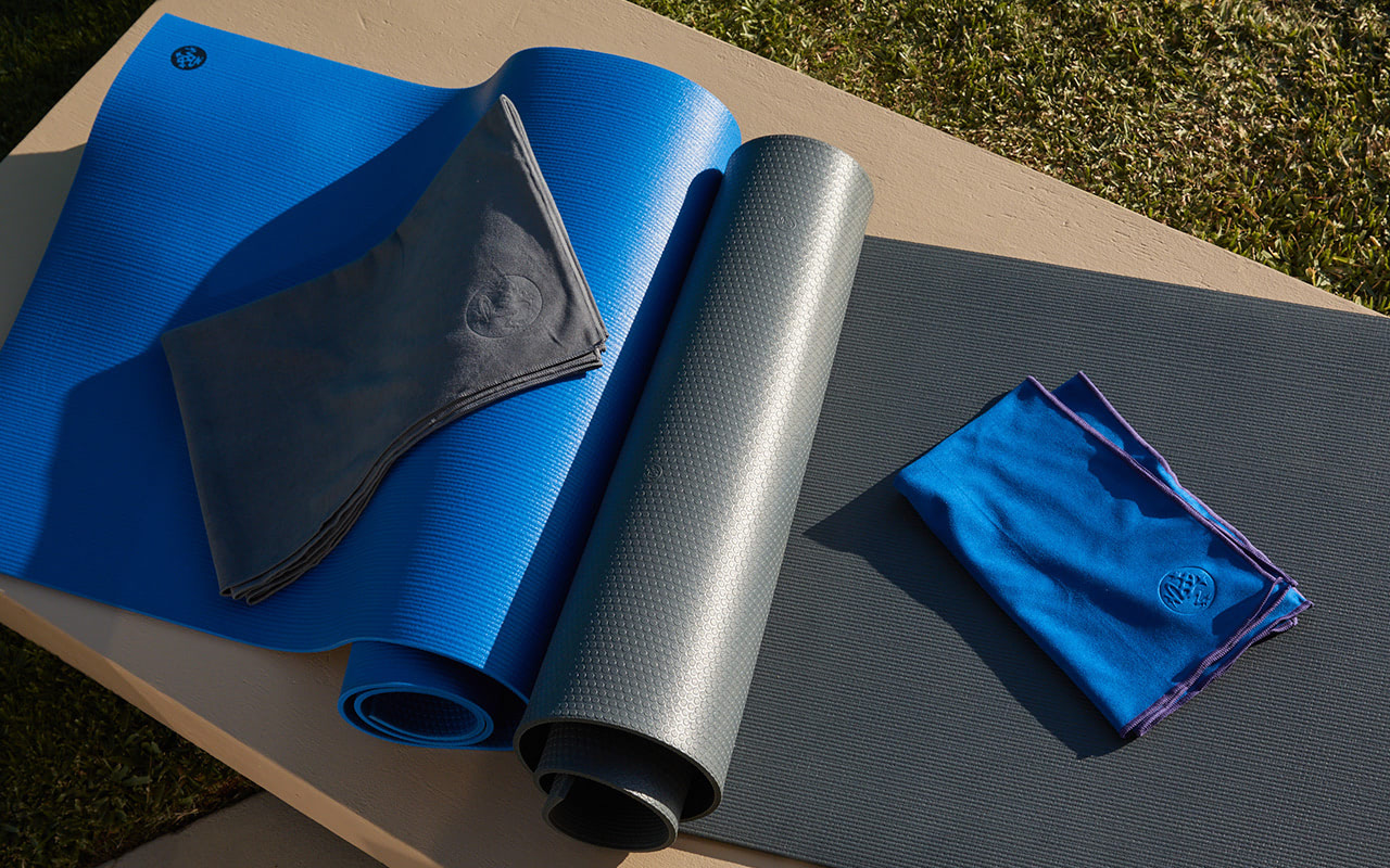 Complete Yoga Mat Gift Set - Unique All-Over Mandala Print - Eco-Friendly,  Non-Toxic Yoga Gift Set Kit w/ 6mm Yoga Mat, 2 Blocks, 8' Strap - Artist  Designed Yog…
