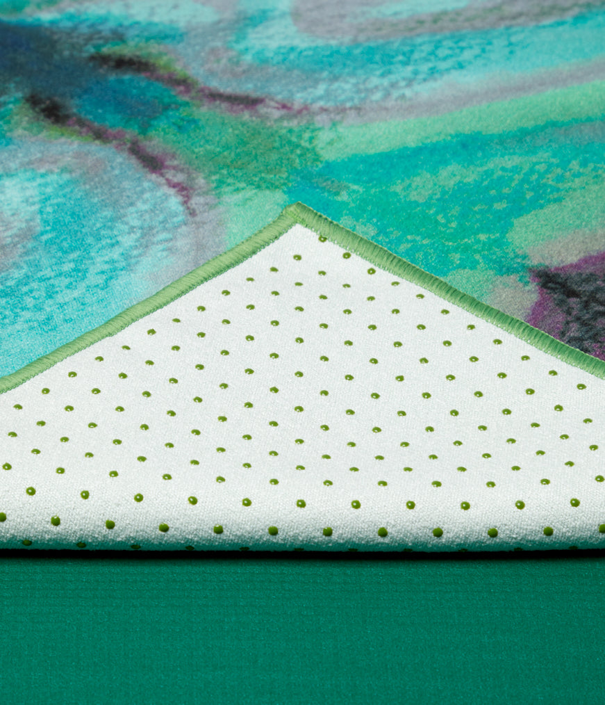 Shop Manduka Yogitoes Skidless Yoga Mat Towel in Diamond Truth